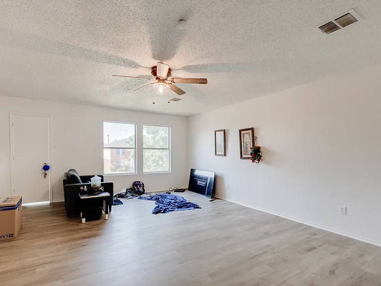 4260 Meadowknoll Dr — Photo 5