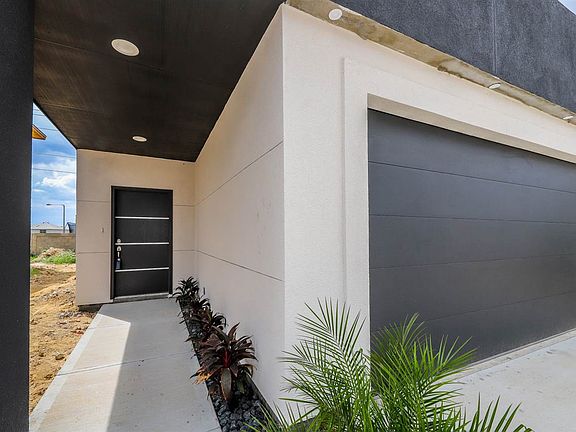 3rd image of 205 Aquero Blvd #10