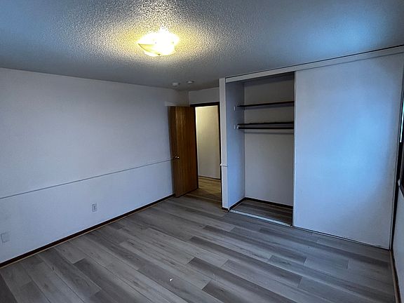 4th image of 2651 Moundsview Dr #205