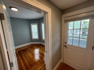 33 Hancock St #2, Somerville, MA 02144