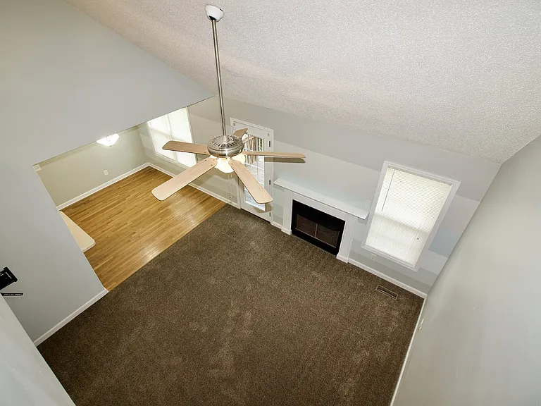 129 Lori Ln — Photo 38