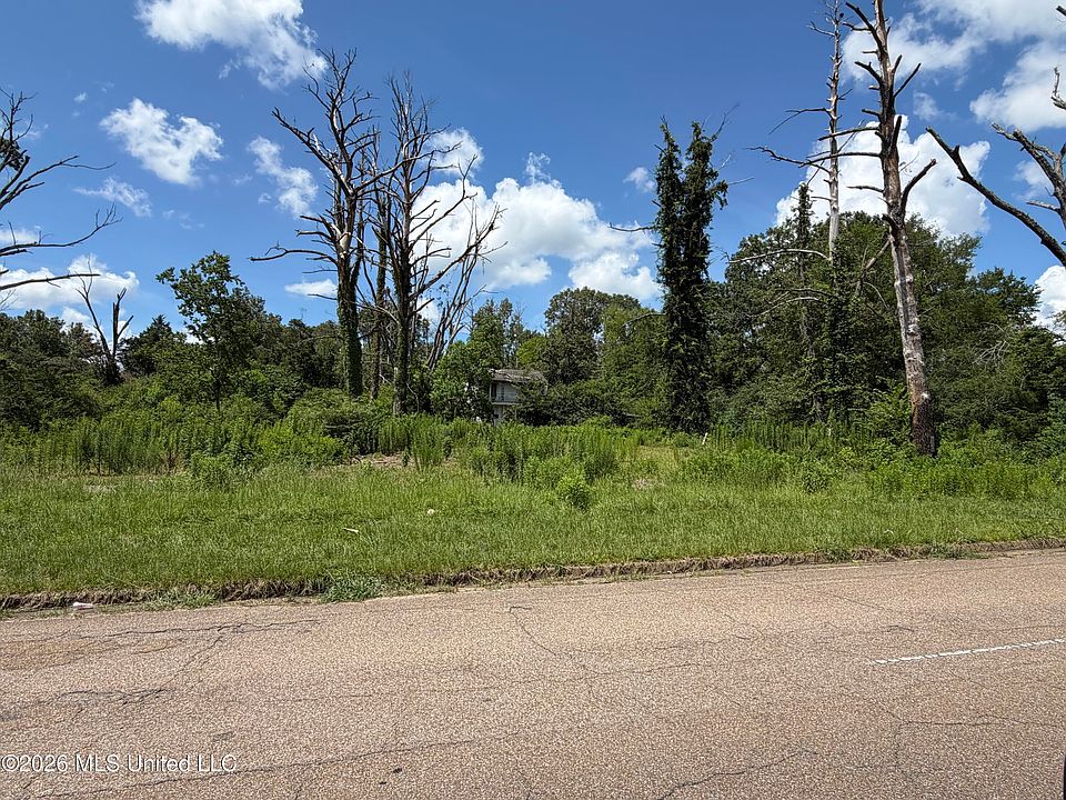 1st image of 1648 W McDowell Rd