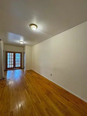 Rented by Oxford Property Group | media 31