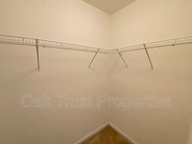 9139 Parlor Dr — Photo 8