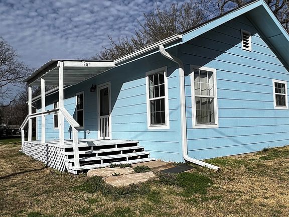 3rd image of 307 E Main St