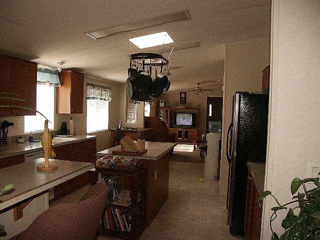 2nd image of 937 E Old Pomerene Rd