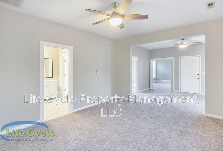 160 Carrier St NE #2 — Photo 8