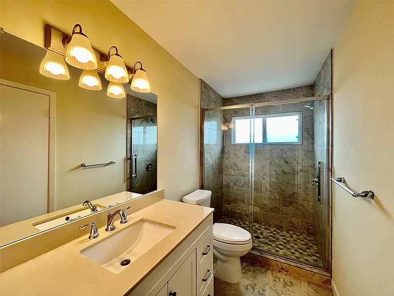 3038 Sam Houston Dr — Photo 15