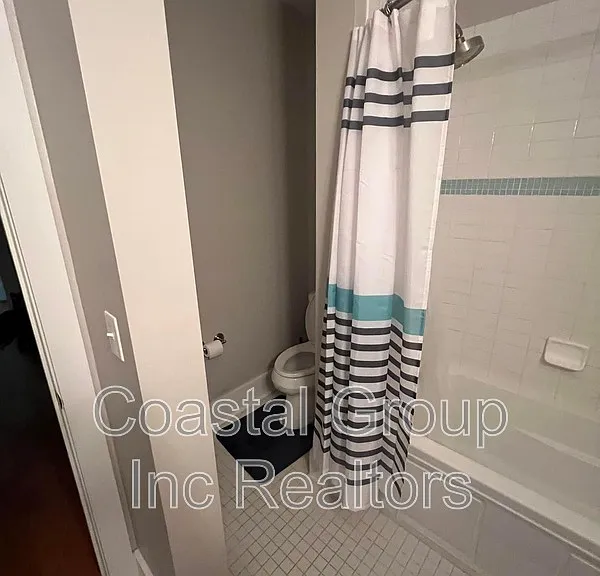 4635 Pleasant Ave #D — Photo 52