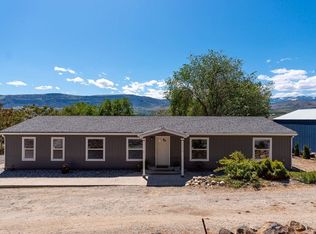 1053 S Perry Ave, East Wenatchee, WA 98802