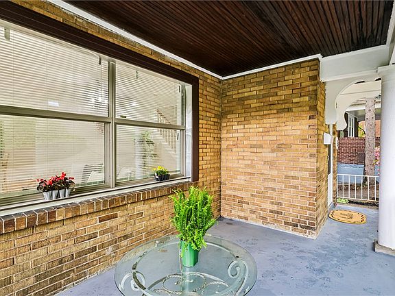 3rd image of 15 Wilkins Rd
