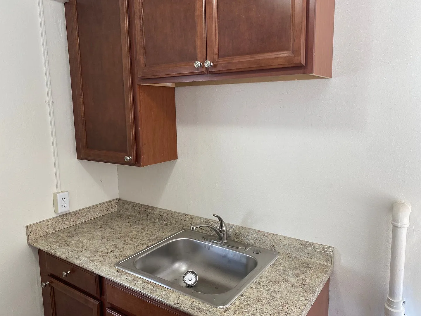 DAE2128-2204.5 — Photo 2