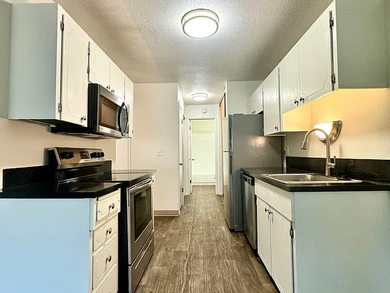 4153 SE Cesar E Chavez Blvd #36 — Photo 20