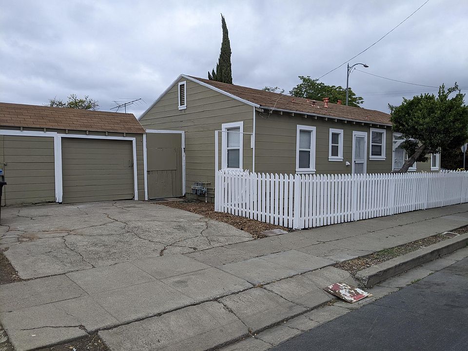 1st image of 255 Josefa St