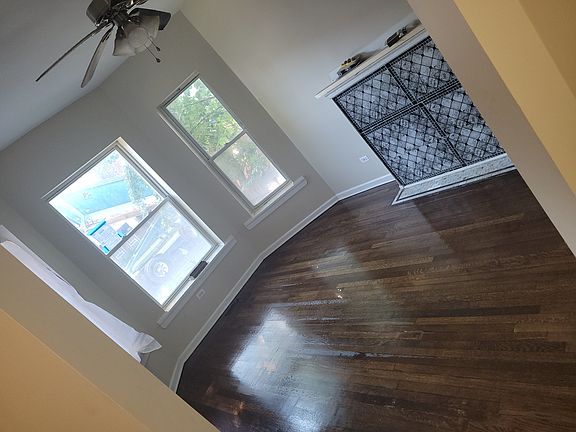 5th image of 6428 S Eberhart Ave #1