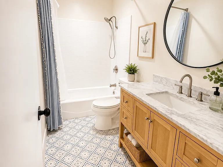 1644 N Mountain View Pl — Photo 11