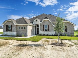 10431 Whiskey River Rd, Bryan, TX 77808