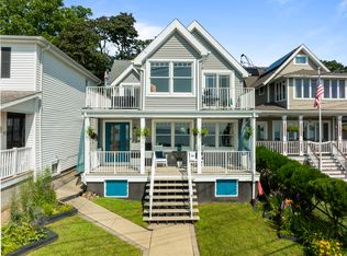 990 Ocean Ave, West Haven, CT 06516