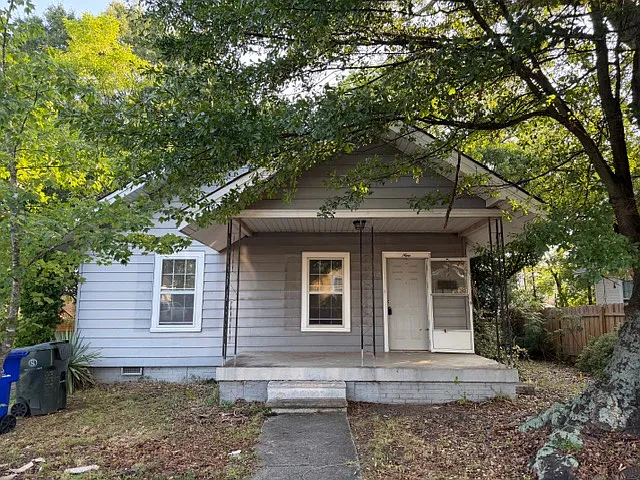 9 A St