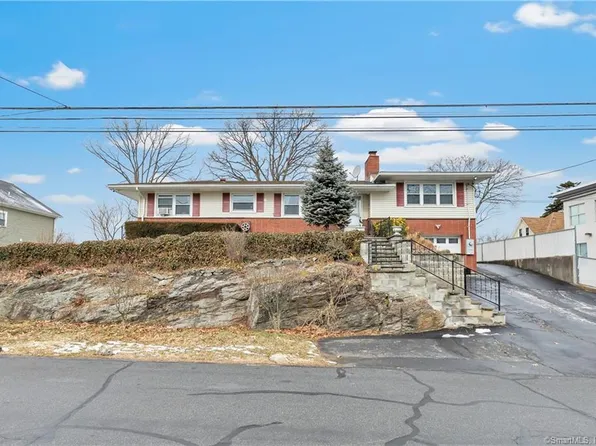 128 Birmingham Street, Bridgeport, CT 06606