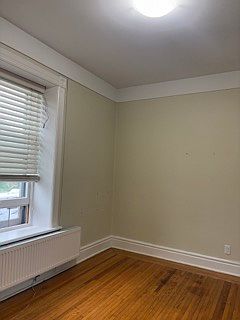 4th image of 214 Woolwich St