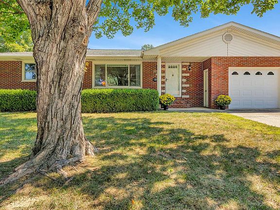 2nd image of 3444 Lydia Ln