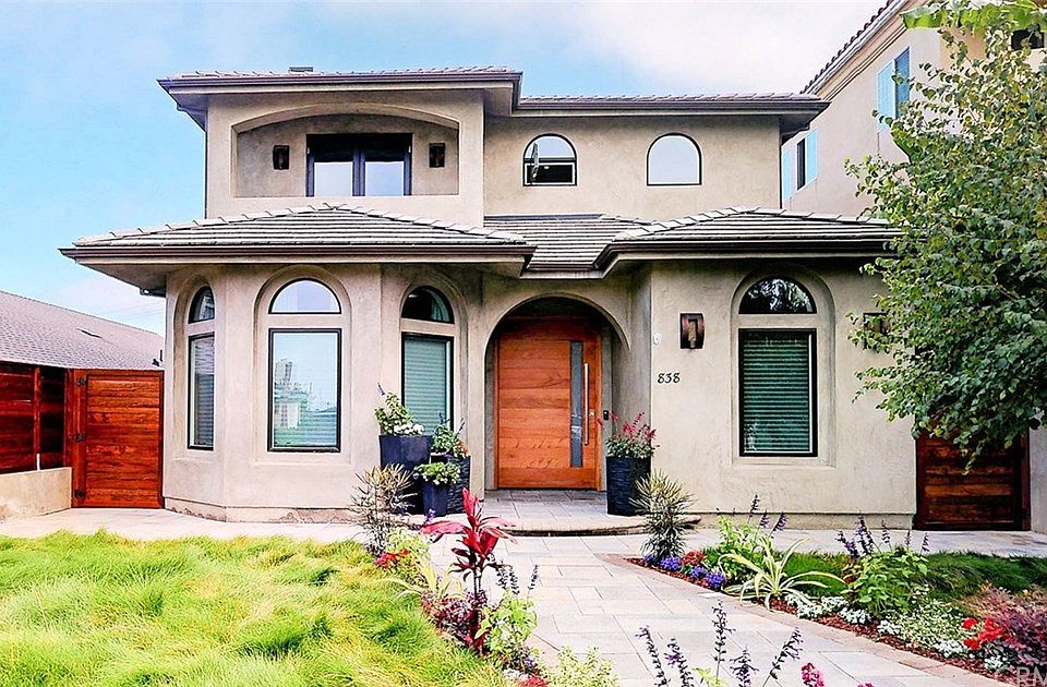 1st image of 838 Avenue C