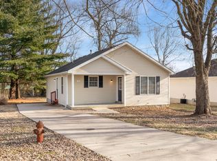 50 Lovall Ln, Shelbyville, KY