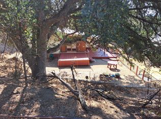 126 Arnold Springs Dr, Wofford Heights, CA 93285