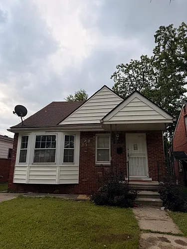 18643 Eureka St Photo 1