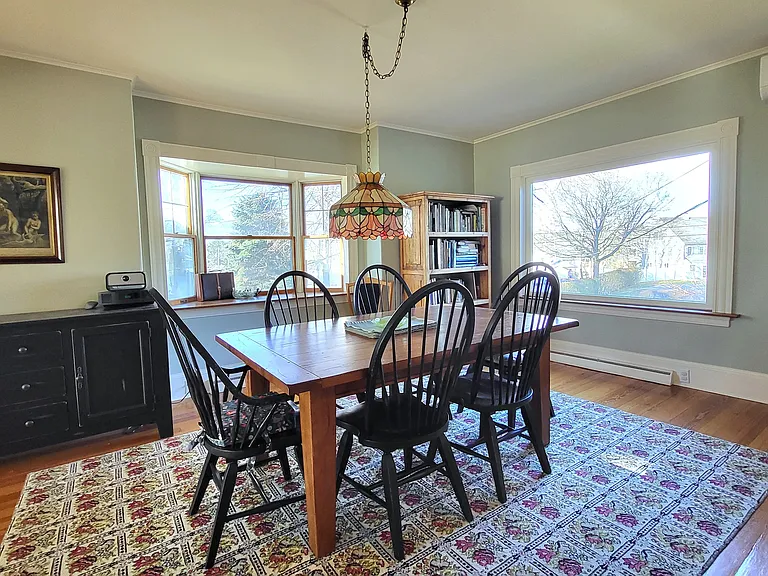 27 Stearns Rd — Photo 9