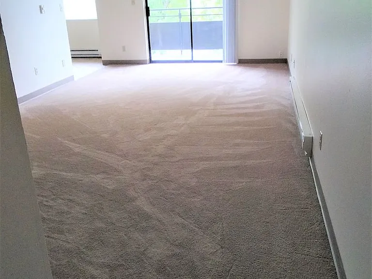 Hill Town Apartments — Photo 36