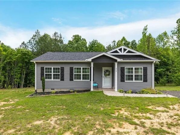 935 Red Marshall Rd, Pelham, NC 27311