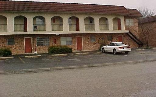 1st image of 1045 LINDE AVE