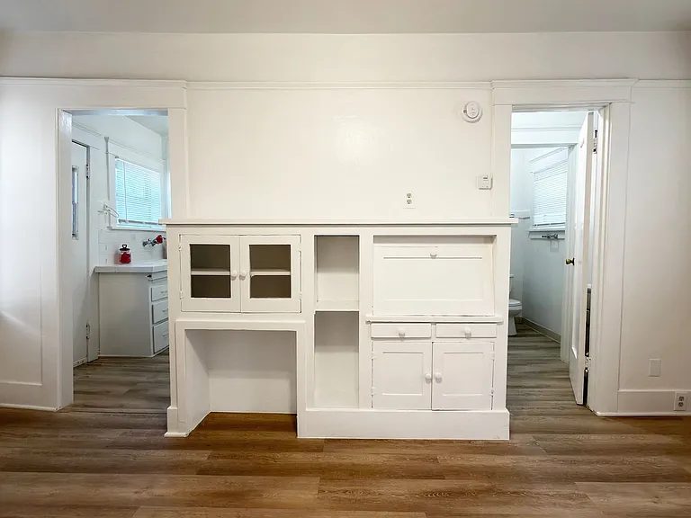 1360 Euclid Ave — Photo 13