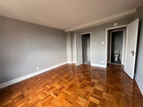 67-08 192nd Street image 8 of 8