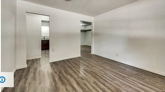 4th image of 2539 Wasina Dr