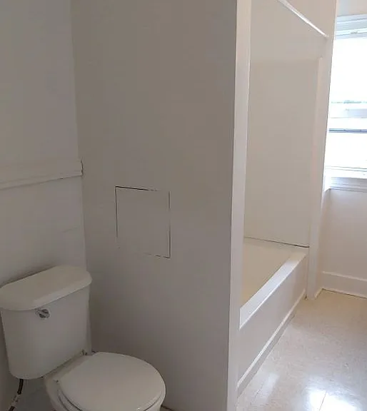 115-17 Trinity Place — Photo 8