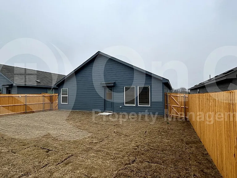 6744 Teal Cir — Photo 16