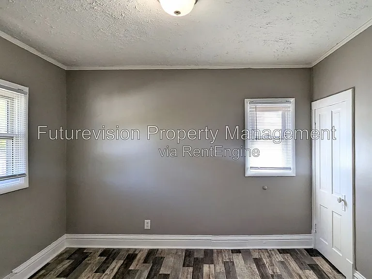 832 Richards St #2E — Photo 5