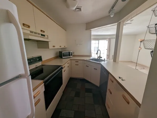 28 James St Unit 31, Milford, NH 03055