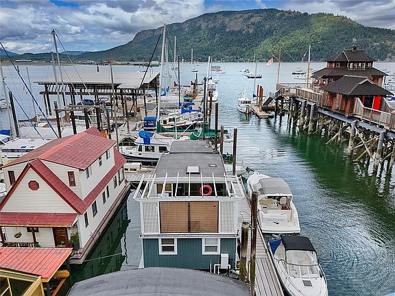 5th image of 1765 Cowichan Bay Rd #5