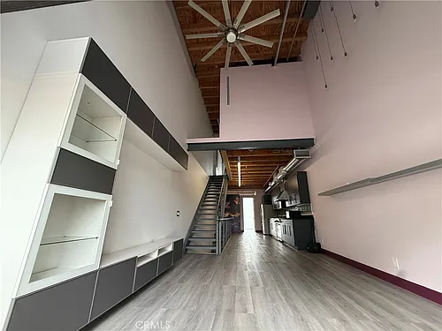 177 E City Place Dr Photo 1