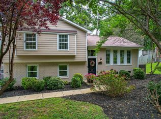 1124 Manchester Dr, Cary, NC 27511
