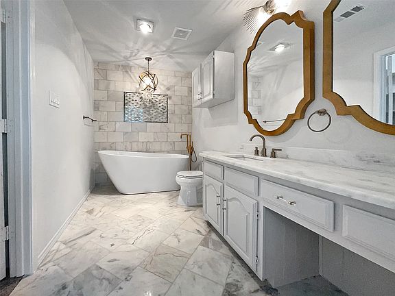 4th image of 3122 Richland Oaks Dr #108