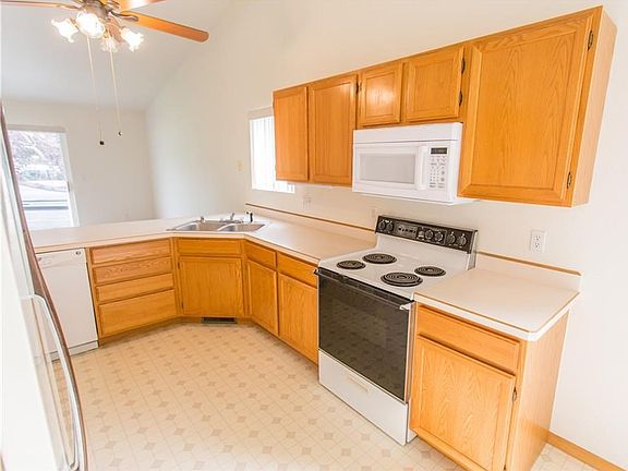 5th image of 626 S 38th St W Unit 34