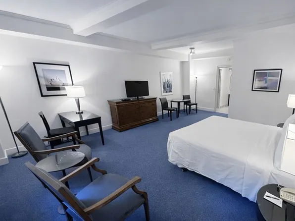 111 E 56th St #409, New York, NY 10022