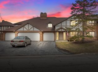 13151 Westview Dr #1A, Palos Heights, IL 60463
