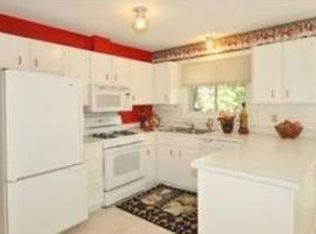 111 W Eagle Lake Dr, Maple Grove, MN 55369