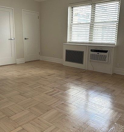 5th image of 301 E 66th St APT 17F